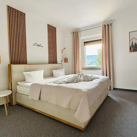 1244 Bergblick Apartman *